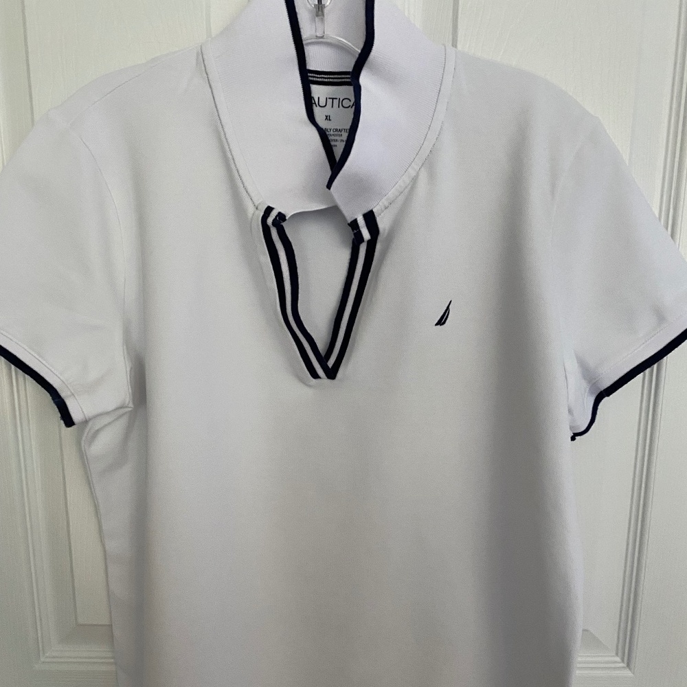 Nautica top